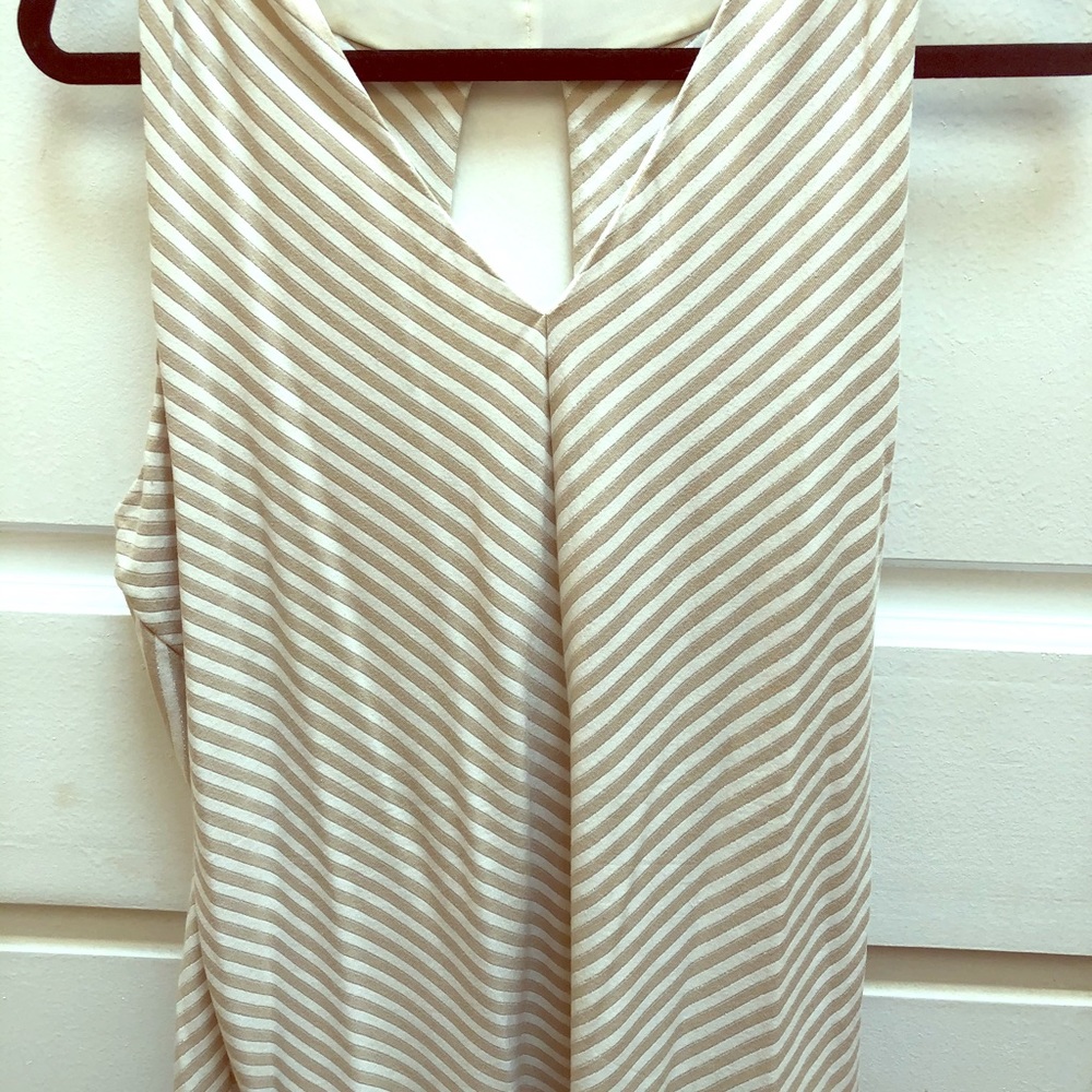 White House Black Market shirt size Large
